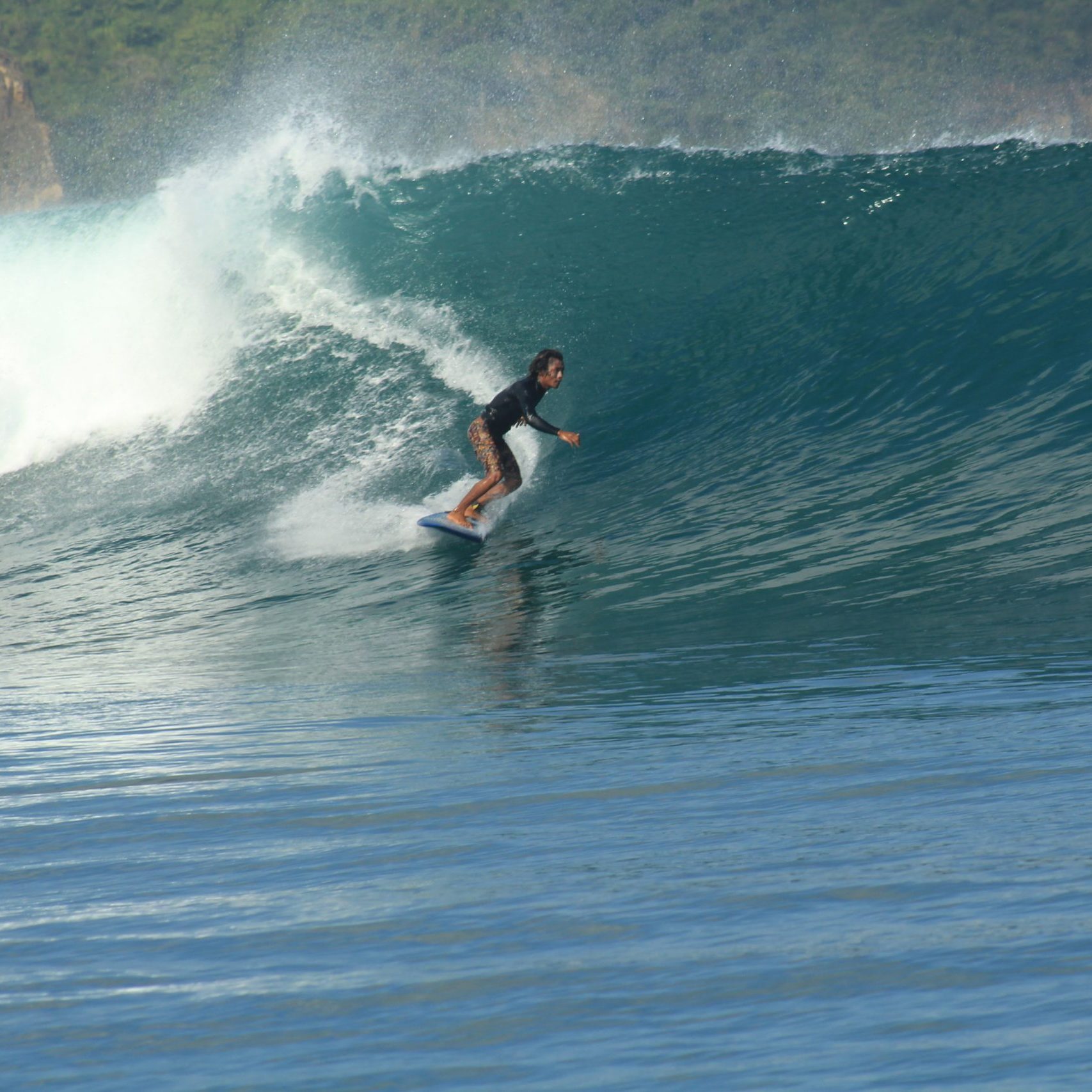 private surf lesson lombok, custom surf lesson, surf guide